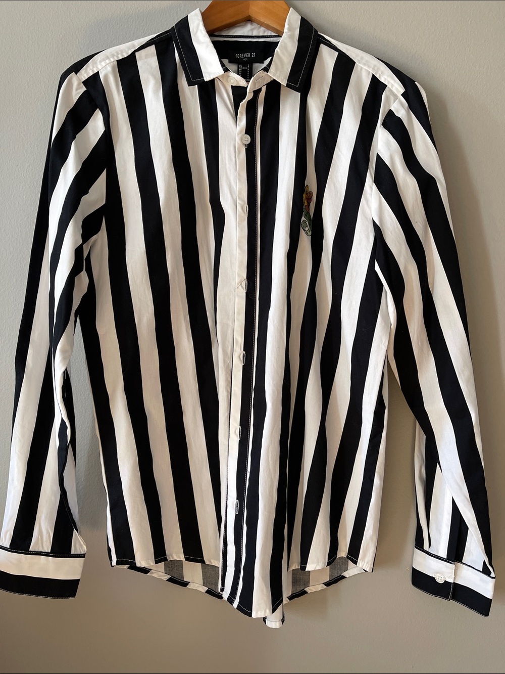 Forever 21 Cotton Black and White Striped Button-Down Shirt
